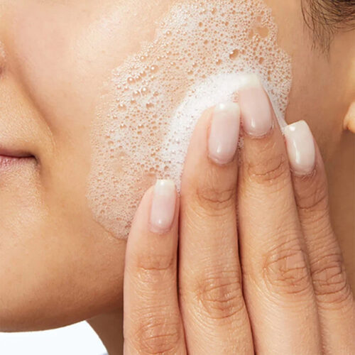 فوم شستشوی صورت سراوی مخصوص پوست نرمال تا چرب Cerave facial cleansing foam for normal to oily skin