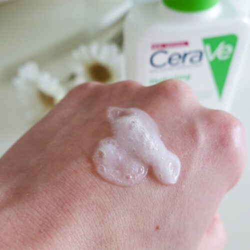 ژل شستشو و آبرسان قوی سراوی مخصوص پوست نرمال و خشک Cerave strong cleansing and moisturizing gel for normal and dry skin