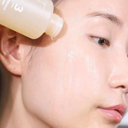 تونر اسنس روشن کننده شماره 3 نومبیزون numbuzin brightening essence toner no. 3