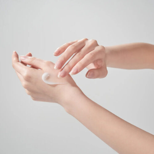 کرم آبرسان و مرطوب کننده هیالورونیک اسید واتر فول جومیسو Jumiso Waterfull Hyaluronic Cream 100ml