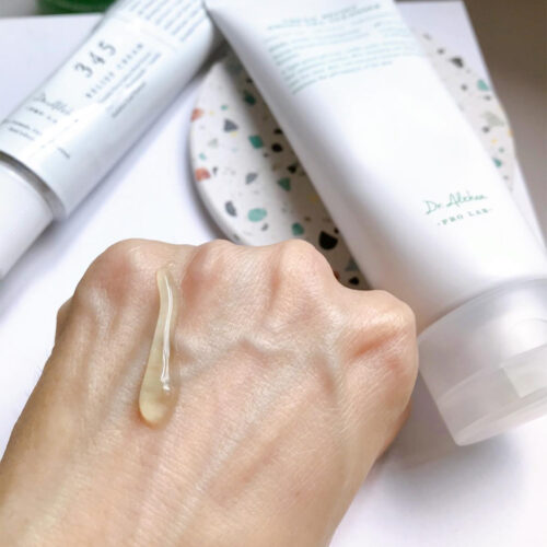 ژل شستشوی احیا کننده آمینو اسید دکتر التیا dr. althea green relief amino gel cleanser