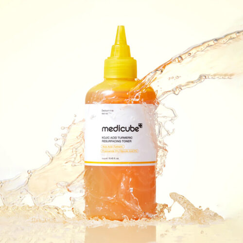 تونر ترمیم کننده و روشن کننده کوجیک اسید و زردچوبه مدی کیوب Medicube Kojic Acid Turmeric Resurfacing Toner