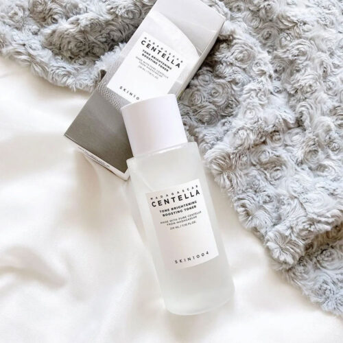 تونر ضد لک و روشن کننده سنتلا اسکین 1004 Skin1004 Centella Tone Brightening Boosting Toner